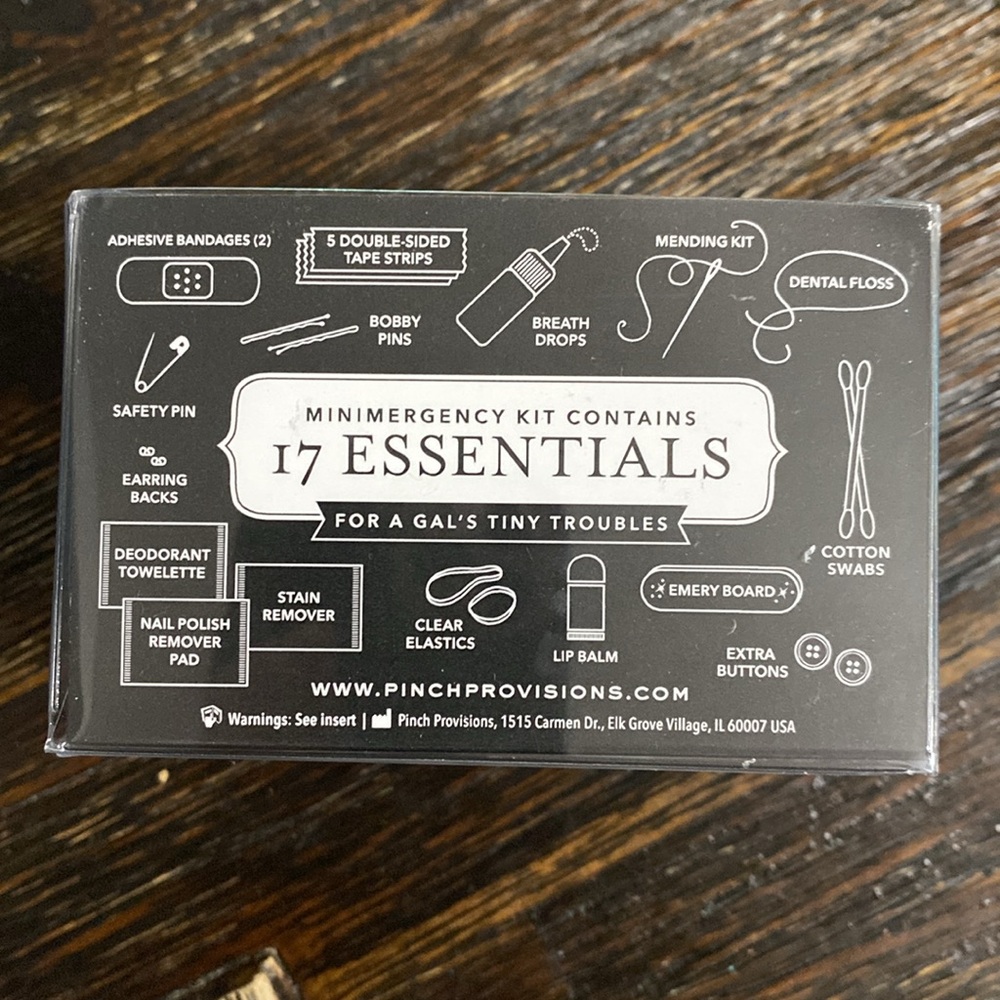 NWT Mini Emergency Kit - Picture 2 of 3